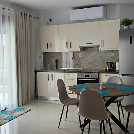 Riviera Apartman Peraía