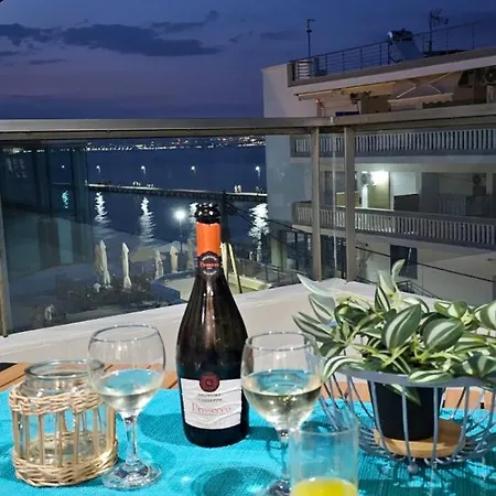 Riviera Περαία