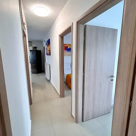 Riviera Διαμέρισμα *